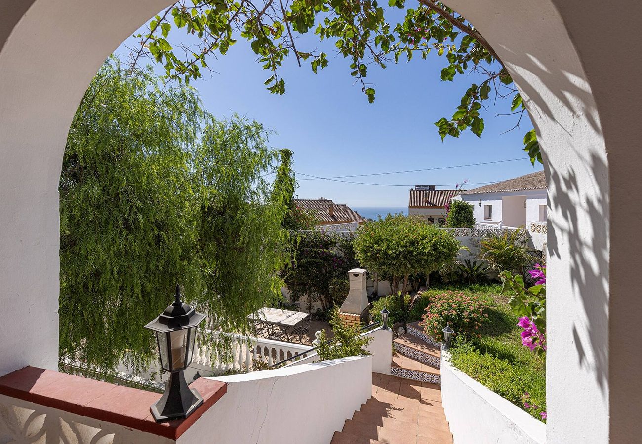 Villa en Fuengirola - Espaciosa villa de 3 dormitorios con piscina privada