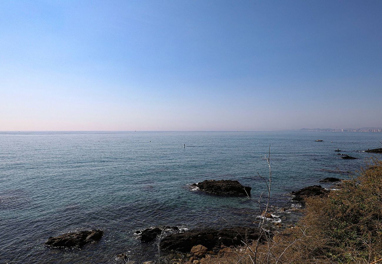 Apartamento en Benalmádena - Stunning Sea Views Beachfront Apt, Large Terrace & BBQ