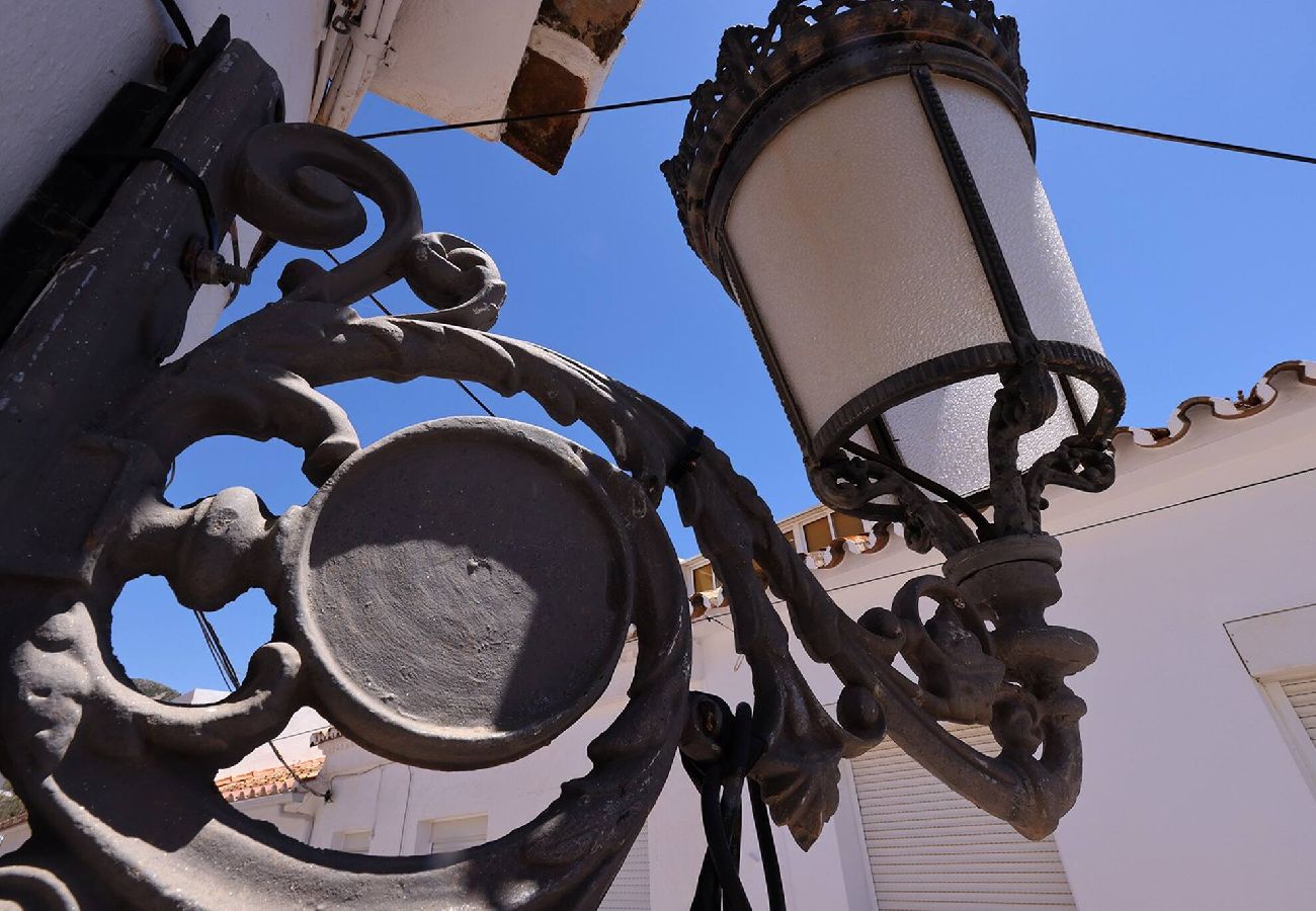 Casa adosada en Benalmádena - Traditional 2 Bed Pueblo Townhouse With Terrace 