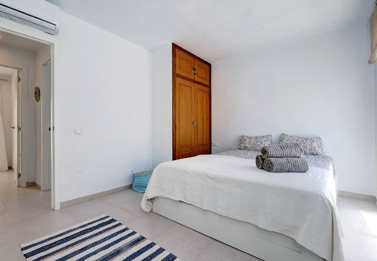 Casa adosada en Benalmádena - Traditional 2 Bed Pueblo Townhouse With Terrace 
