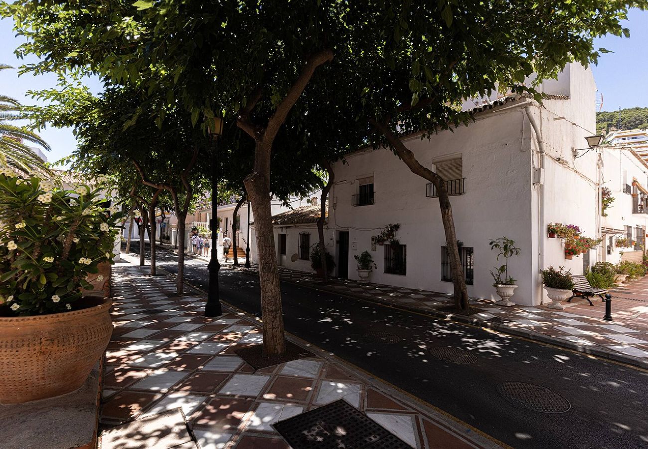 Casa adosada en Benalmádena - Traditional 2 Bed Pueblo Townhouse With Terrace 