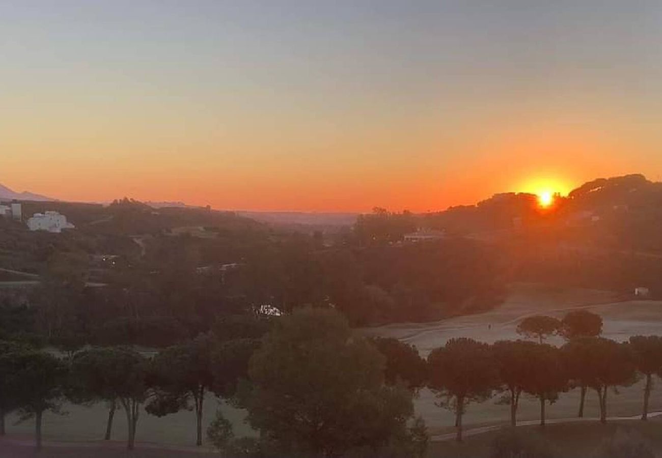 Apartamento en Málaga - Modern Apartment in Trendy La Cala Golf Resort 