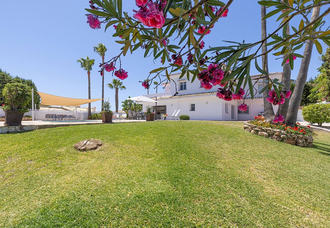 Villa en Mijas Costa - Luxury La Cala Villa, Private Pool and Sea Views 