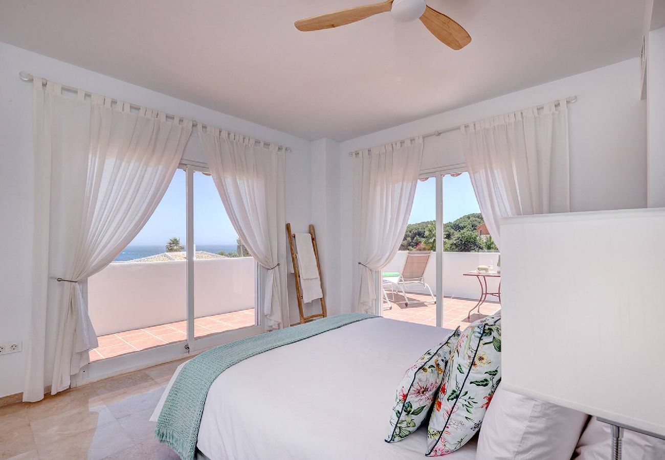 Villa en Mijas Costa - Luxury La Cala Villa, Private Pool and Sea Views 