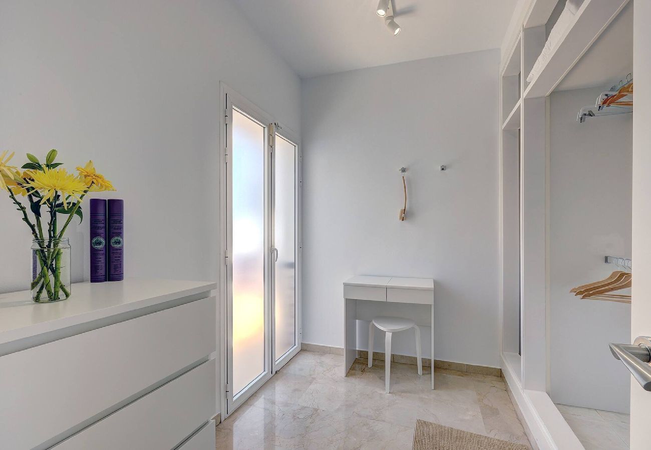 Villa en Mijas Costa - Luxury La Cala Villa, Private Pool and Sea Views 
