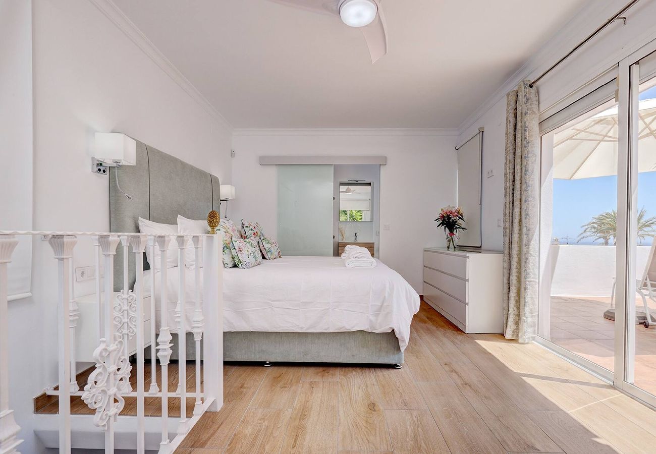 Villa en Mijas Costa - Luxury La Cala Villa, Private Pool and Sea Views 