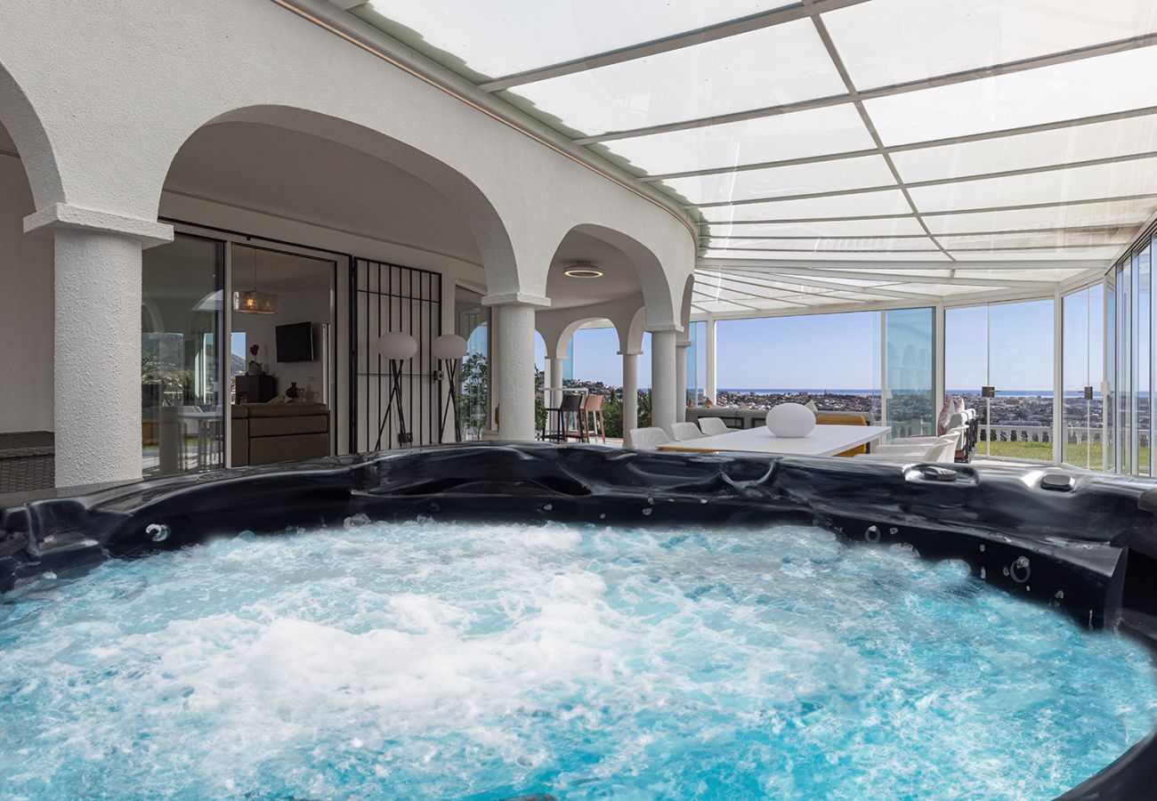 Villa en Mijas - Lujosa villa de 4 dormitorios, piscina privada