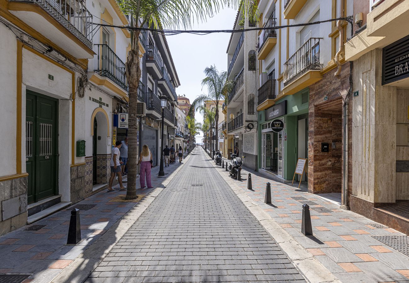 Apartamento en Fuengirola - Nuevo y relajado refugio de 2 dormitorios en la playa de Fuengirola