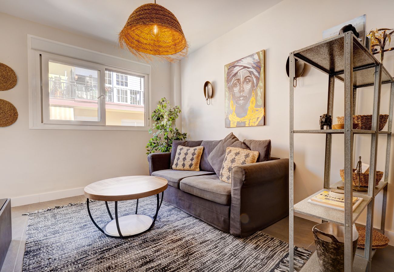 Apartamento en Fuengirola - Nuevo y relajado refugio de 2 dormitorios en la playa de Fuengirola