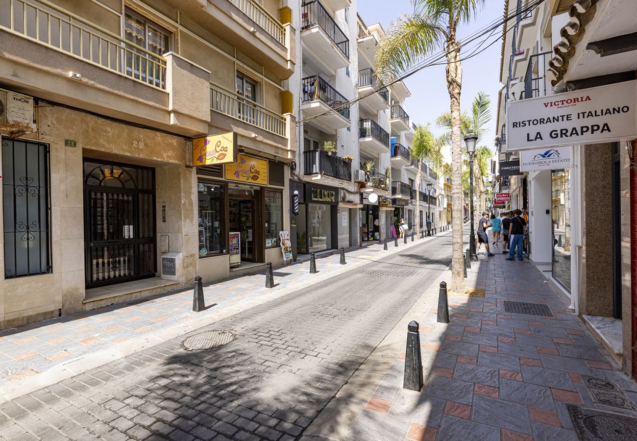 Apartamento en Fuengirola - Nuevo y relajado refugio de 2 dormitorios en la playa de Fuengirola