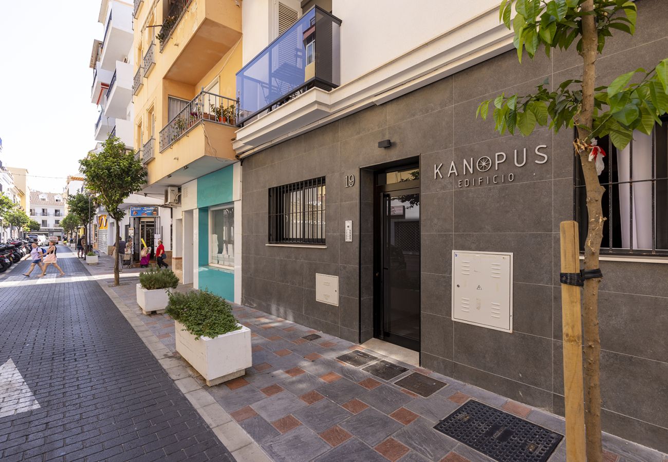 Apartamento en Fuengirola - Nuevo y relajado refugio de 2 dormitorios en la playa de Fuengirola