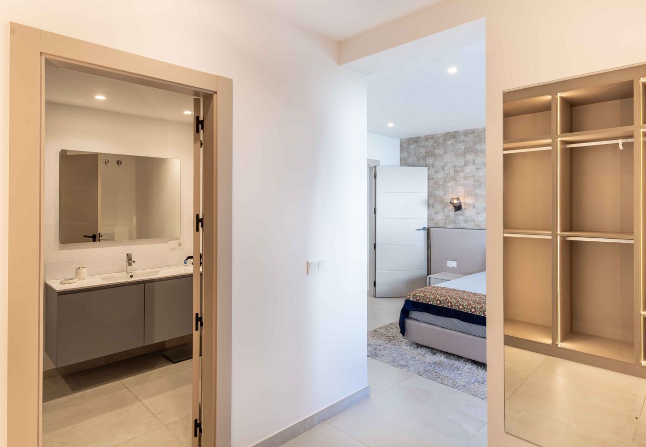 Villa en Marbella - Villa privada de lujo, piscina climatizada y sauna