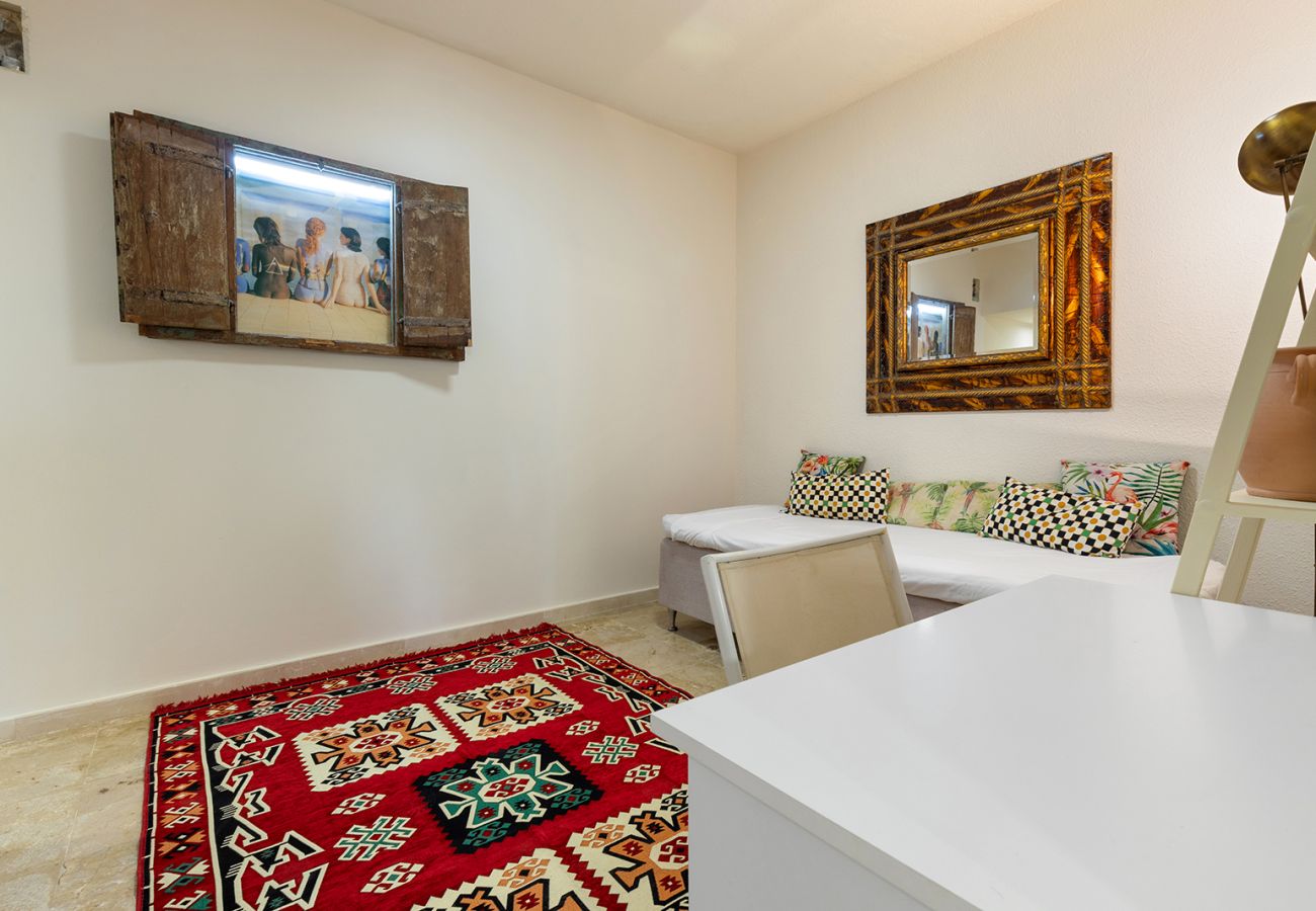 Villa en Mijas Costa - Villa La Rosa con vistas al mar: 5 dormitorios, 4 baños y piscina climatizada