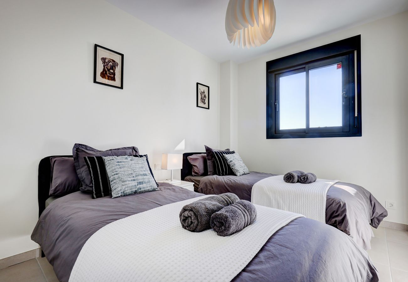 Apartamento en Mijas Costa - Moderno apartamento de 3 dormitorios en Calanova Golf