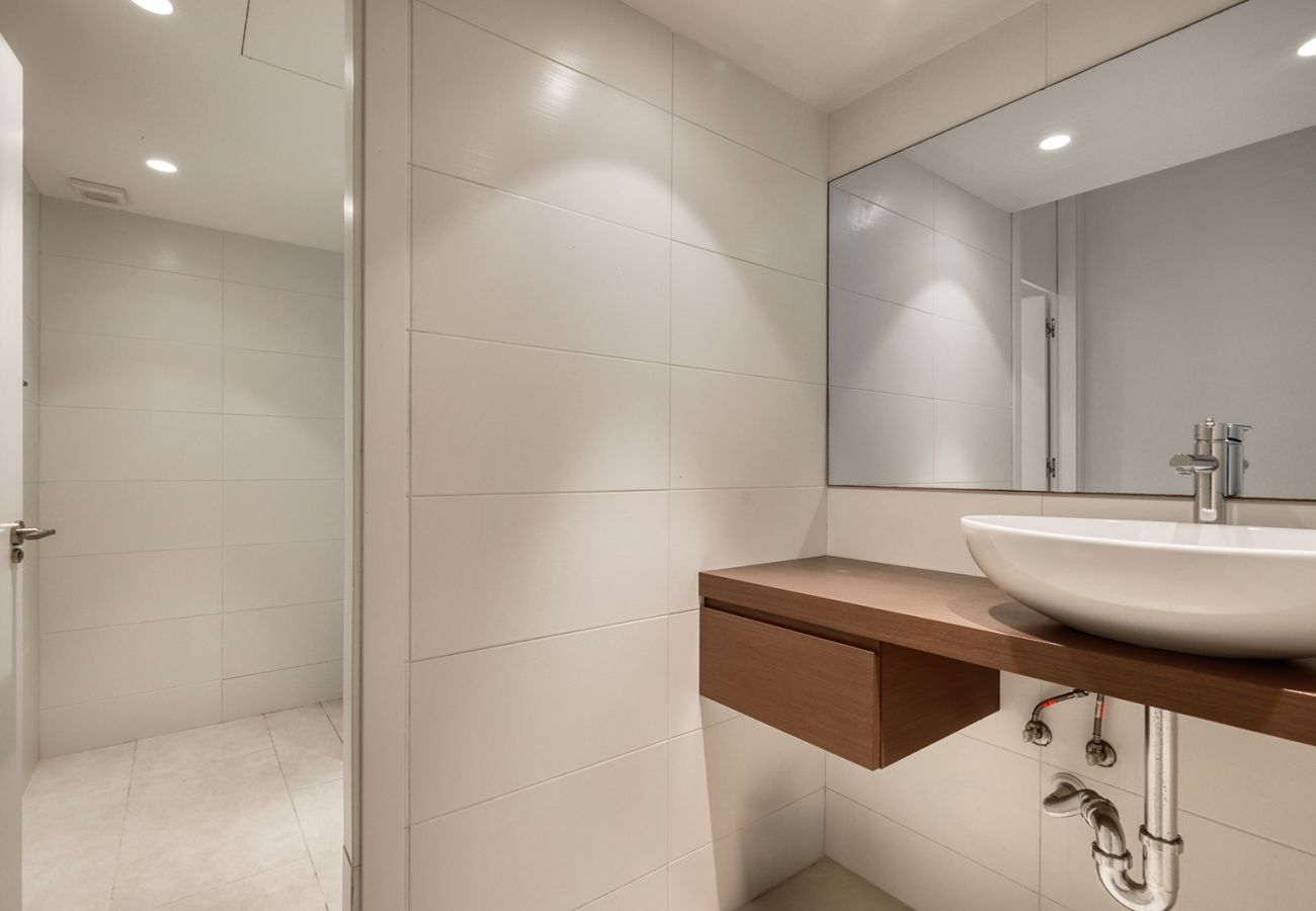 Villa en Marbella - Elegante chalet de 5 dormitorios con piscina privada