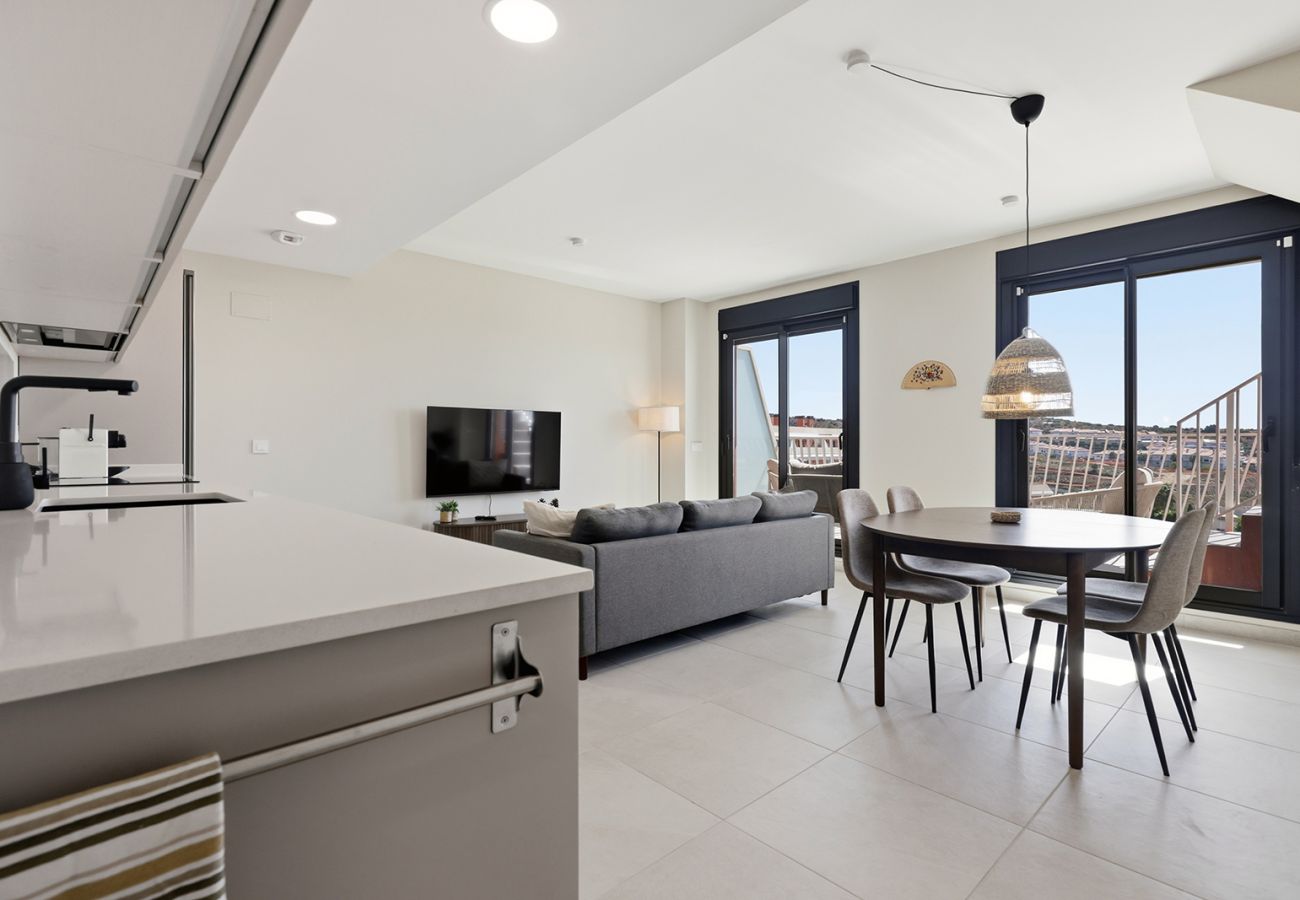 Apartamento en Mijas Costa - Nuevo ático de 2 dormitorios en Mijas Golf con pista de pádel