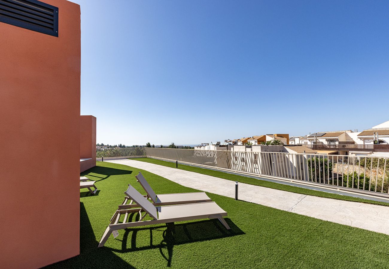 Apartamento en Mijas Costa - Nuevo ático de 2 dormitorios en Mijas Golf con pista de pádel