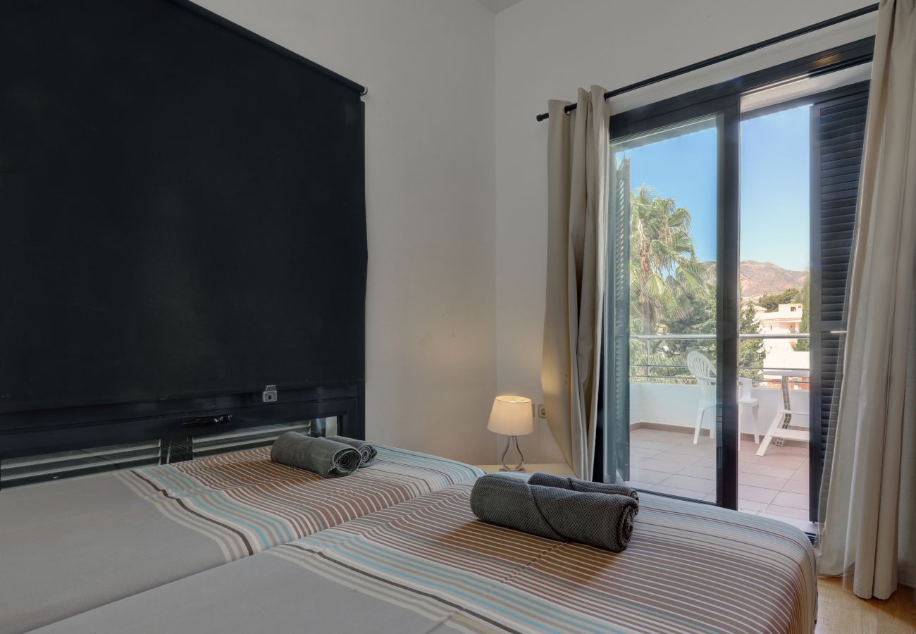 Villa en Benalmádena - Prime Benalmádena Location – 4-Bed Villa with Pool