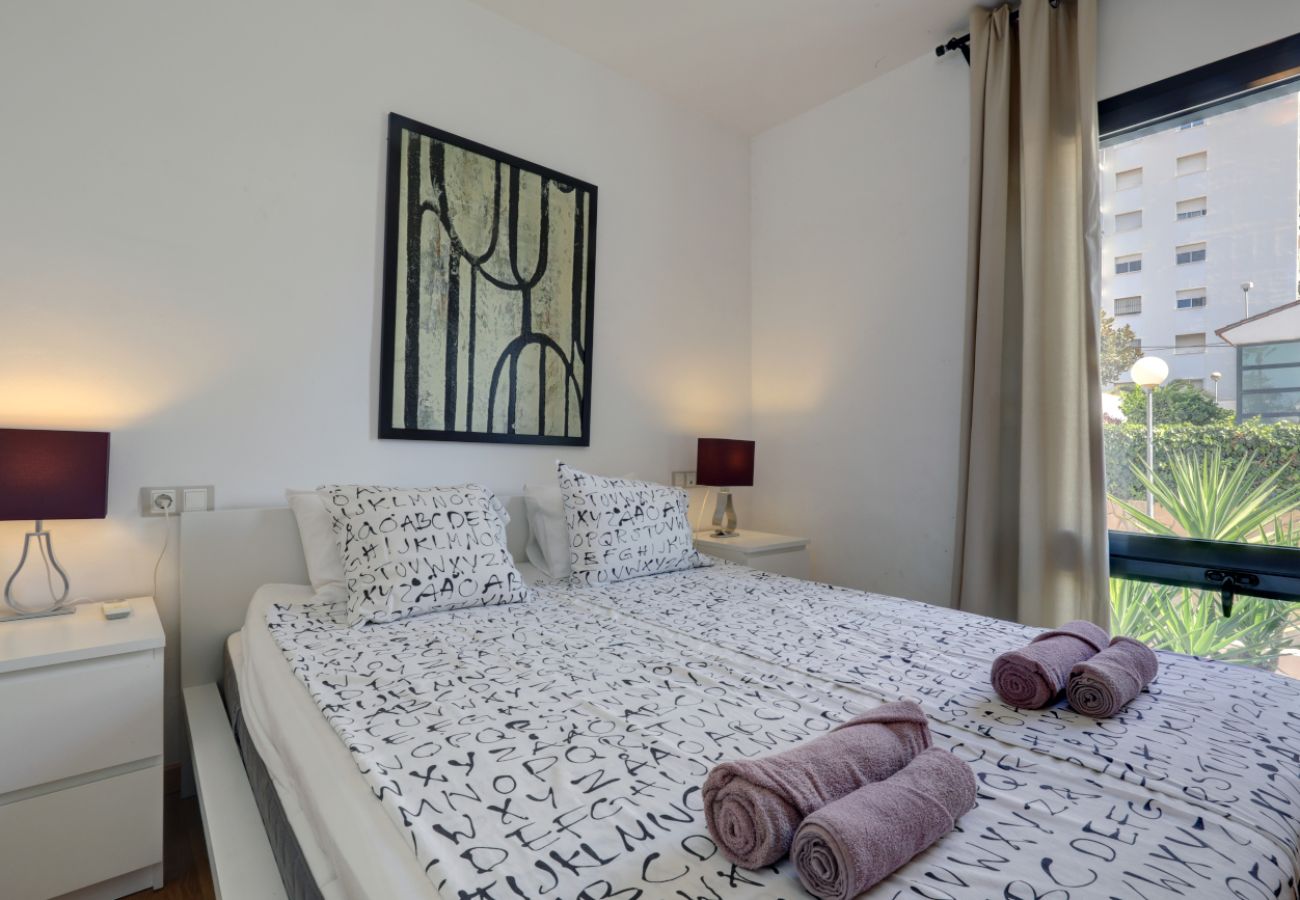Villa en Benalmádena - Prime Benalmádena Location – 4-Bed Villa with Pool