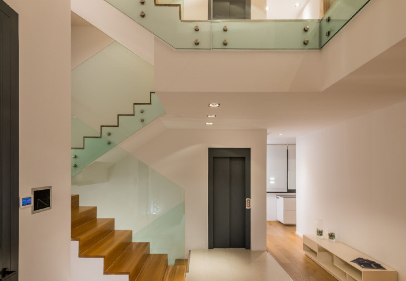 Villa en Marbella - Modern Beachfront Luxury – Villa in Marbella East