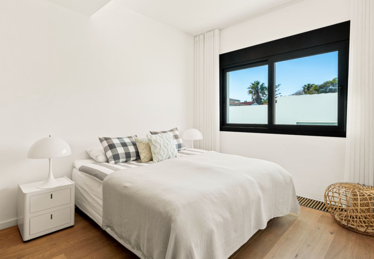 Villa en Marbella - Modern Beachfront Luxury – Villa in Marbella East