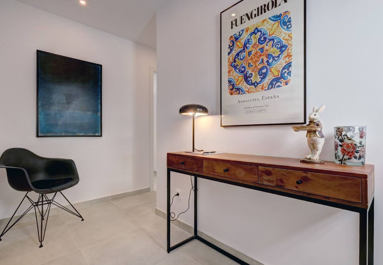 Apartamento en Fuengirola - Fuengirola Beach Apartment – 2-Bed 1-Bath For Sale
