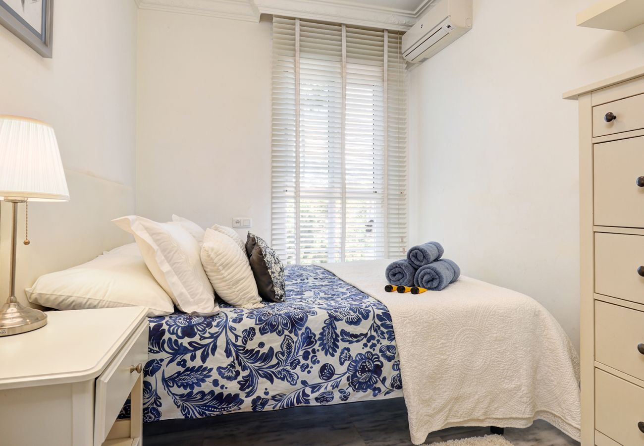 Townhouse in Benalmádena - Townhouse, 4 Bed with Terraces and BBQ