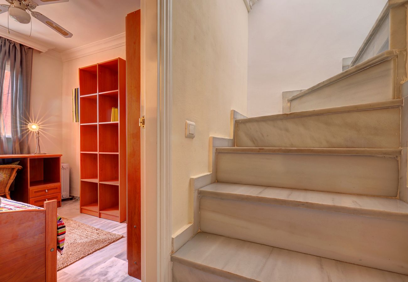 Townhouse in Benalmádena - Townhouse, 4 Bed with Terraces and BBQ