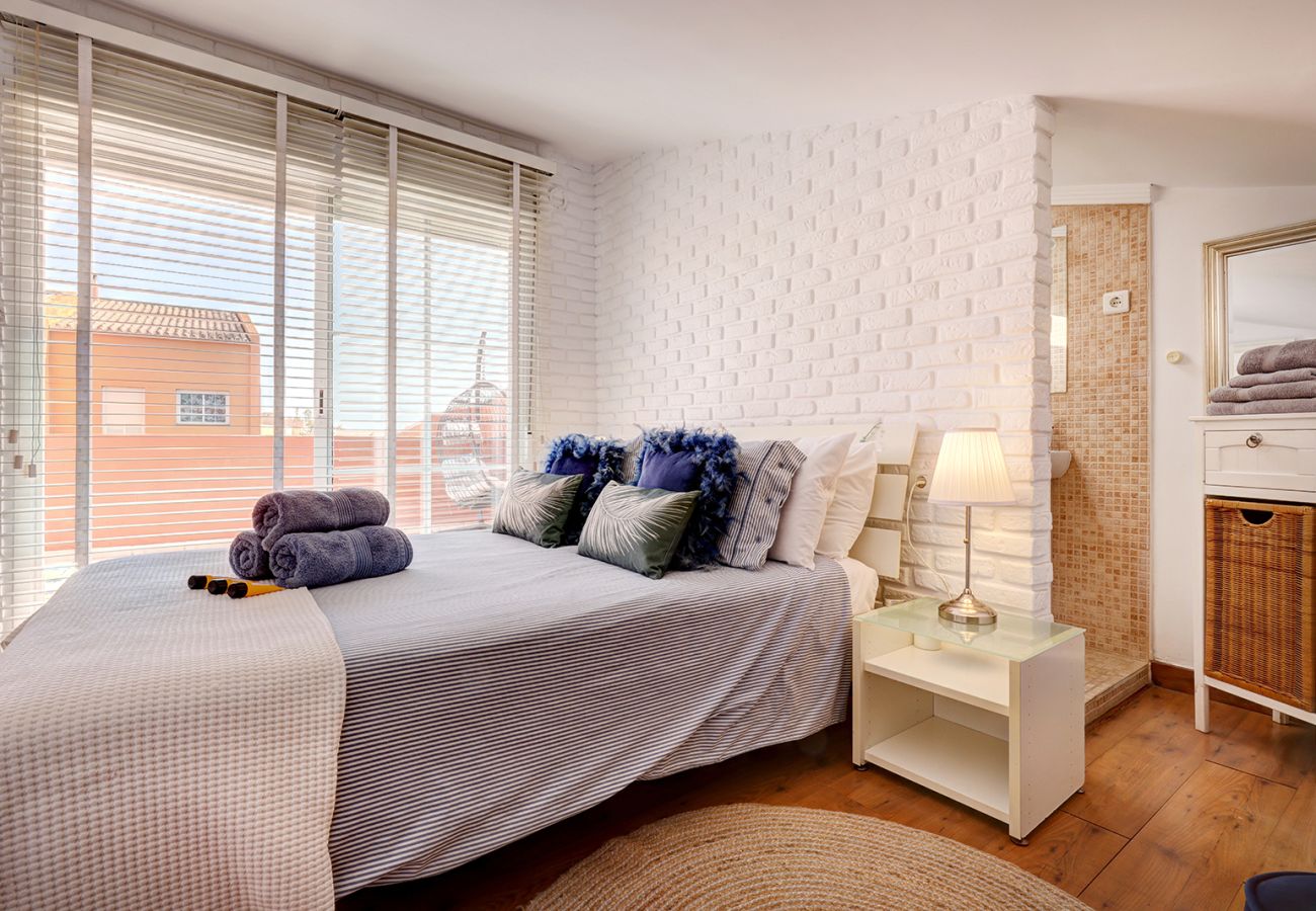 Townhouse in Benalmádena - Townhouse, 4 Bed with Terraces and BBQ