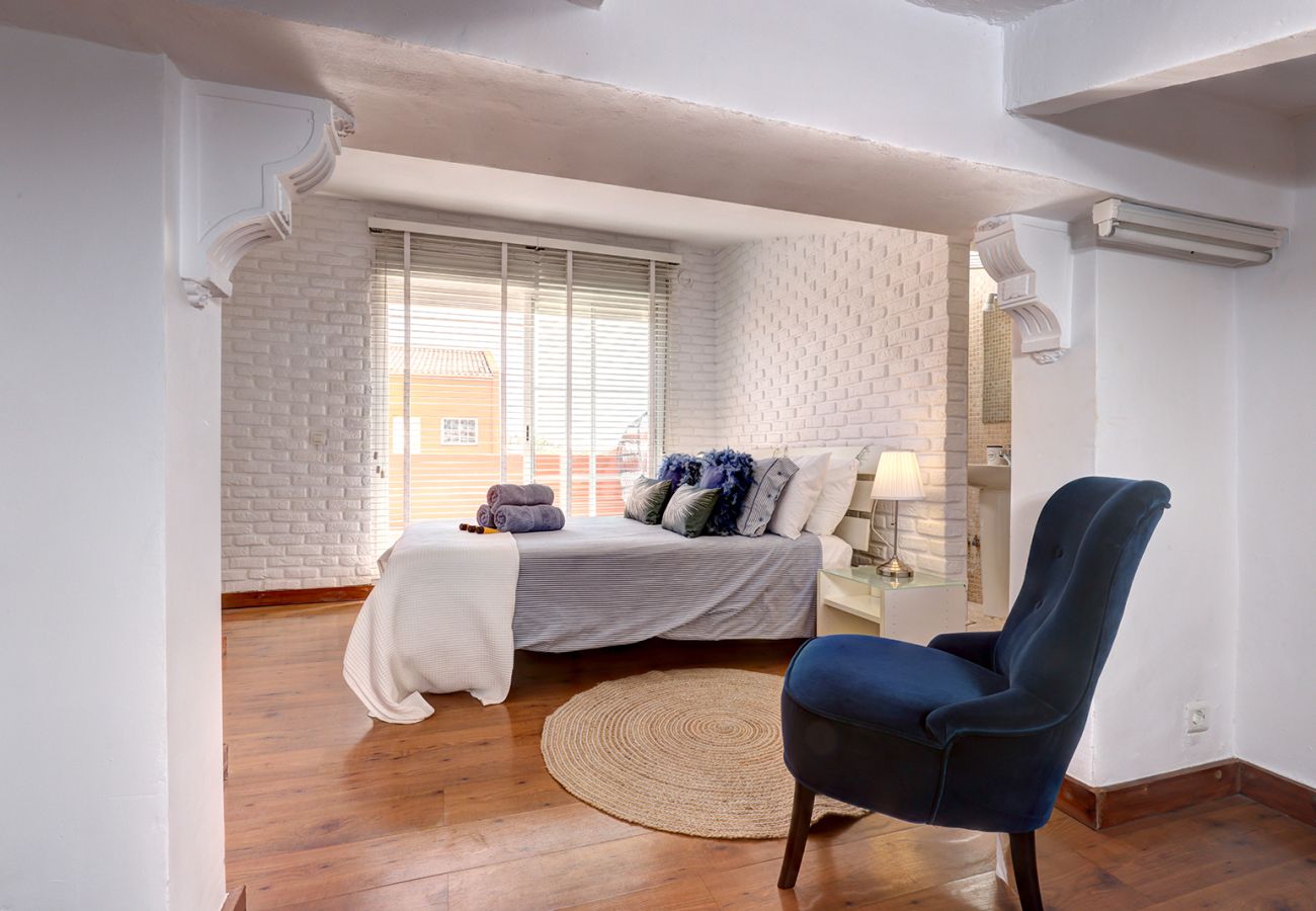 Townhouse in Benalmádena - Townhouse, 4 Bed with Terraces and BBQ