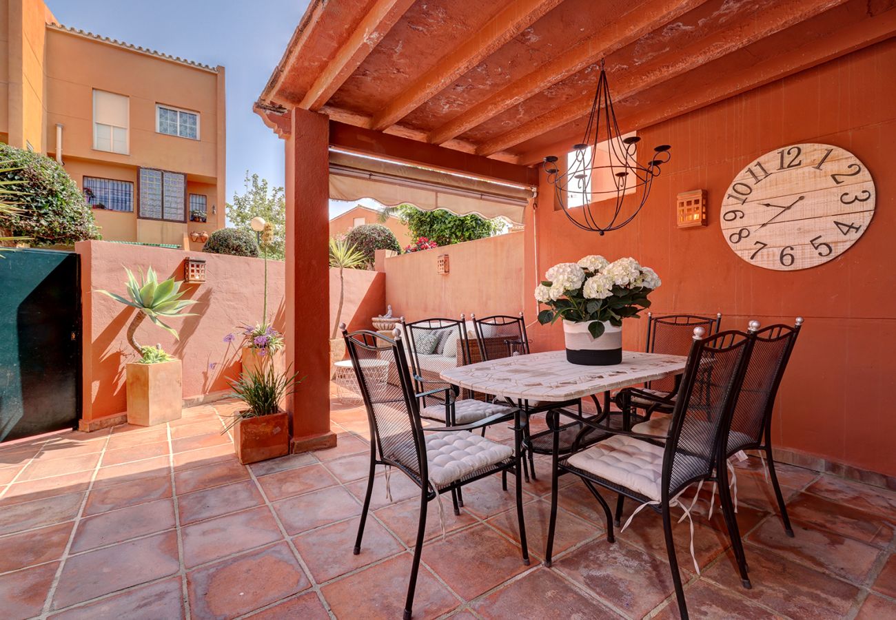 Townhouse in Benalmádena - Townhouse, 4 Bed with Terraces and BBQ