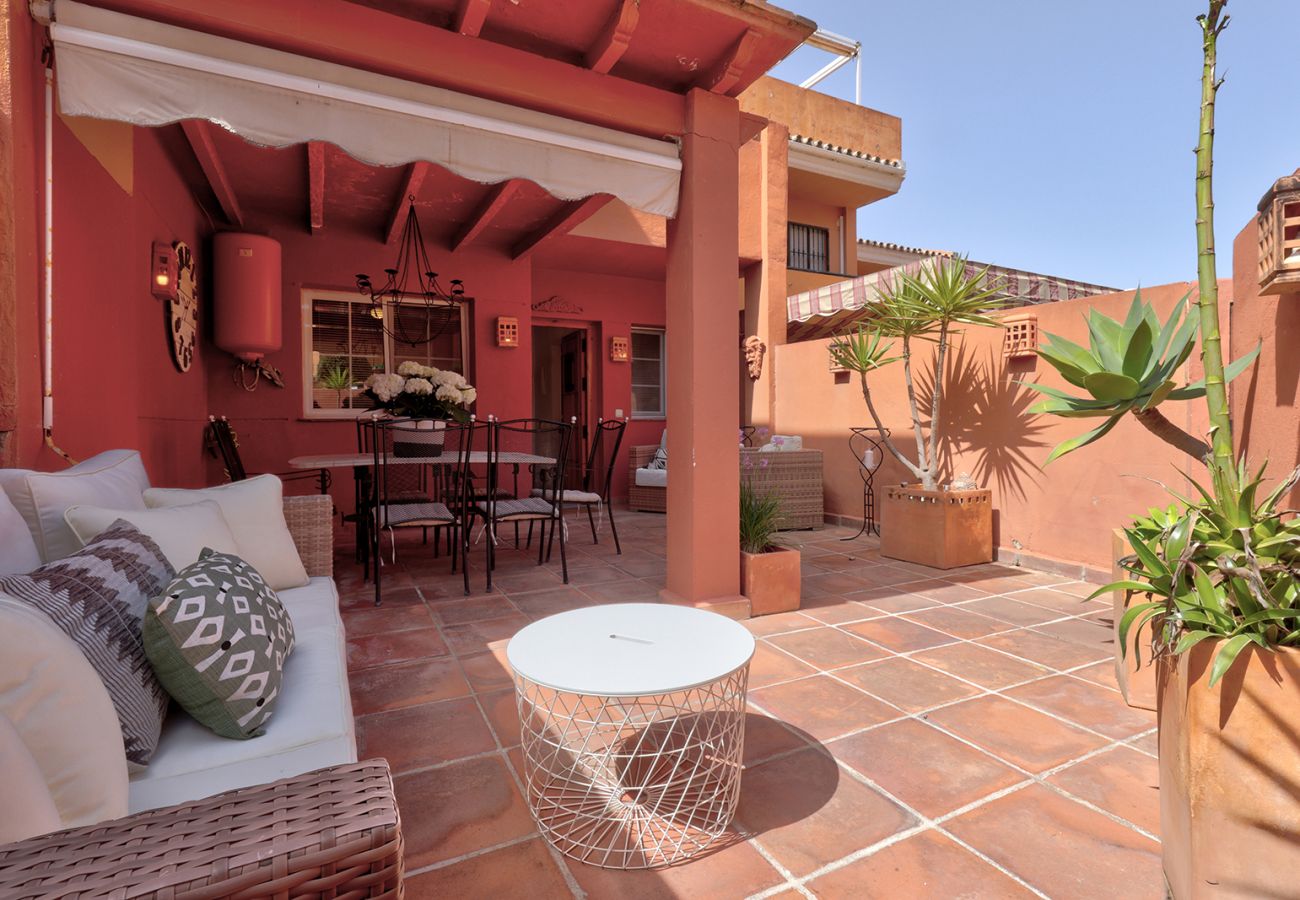 Townhouse in Benalmádena - Townhouse, 4 Bed with Terraces and BBQ