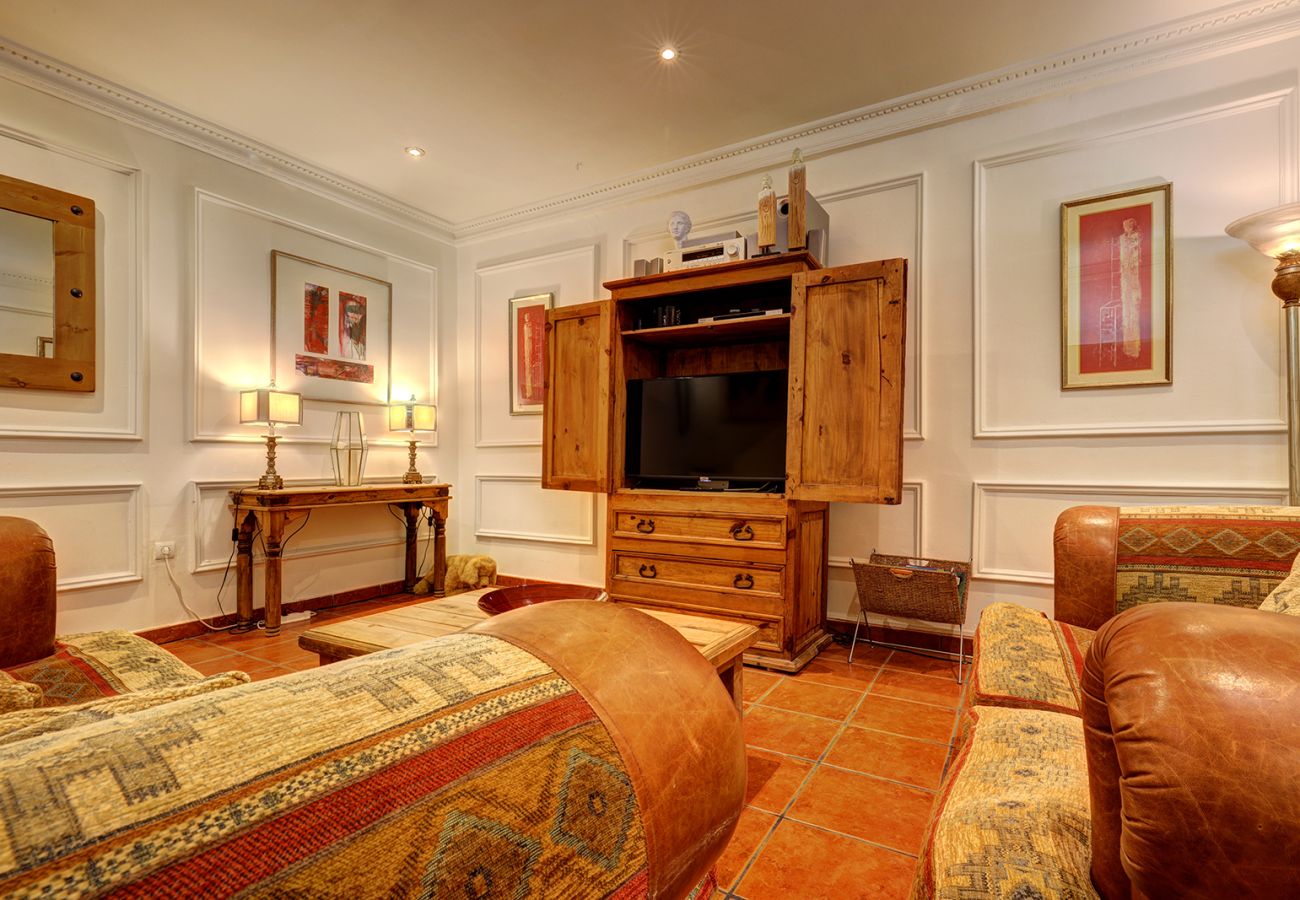 Townhouse in Benalmádena - Townhouse, 4 Bed with Terraces and BBQ