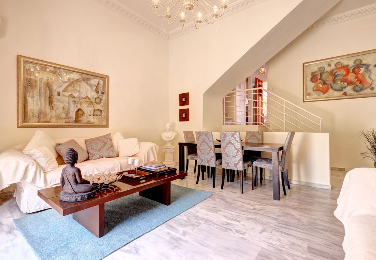 Townhouse in Benalmádena - Townhouse, 4 Bed with Terraces and BBQ