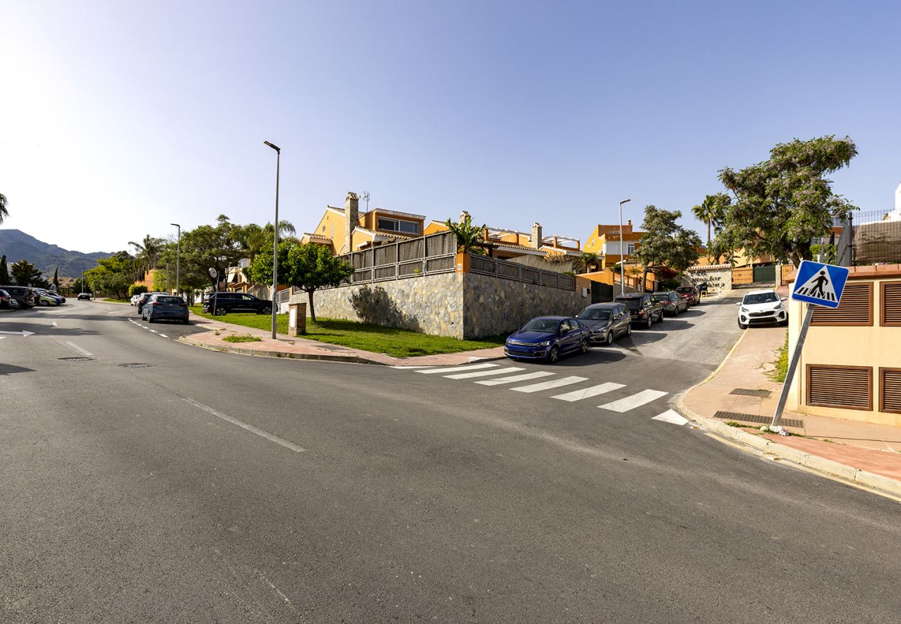 Townhouse in Benalmádena - Townhouse, 4 Bed with Terraces and BBQ