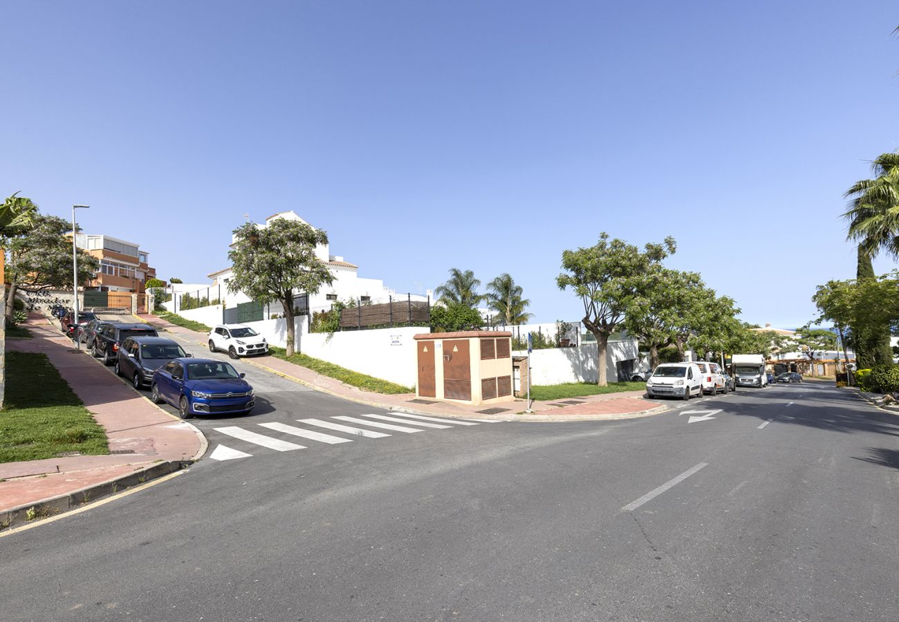 Townhouse in Benalmádena - Townhouse, 4 Bed with Terraces and BBQ