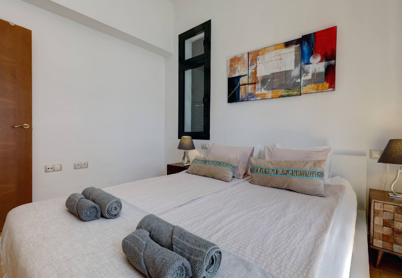 Villa in Benalmádena - Bright and Spacious Villa with Private Pool 