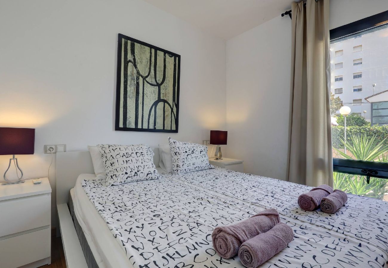 Villa in Benalmádena - Bright and Spacious Villa with Private Pool 