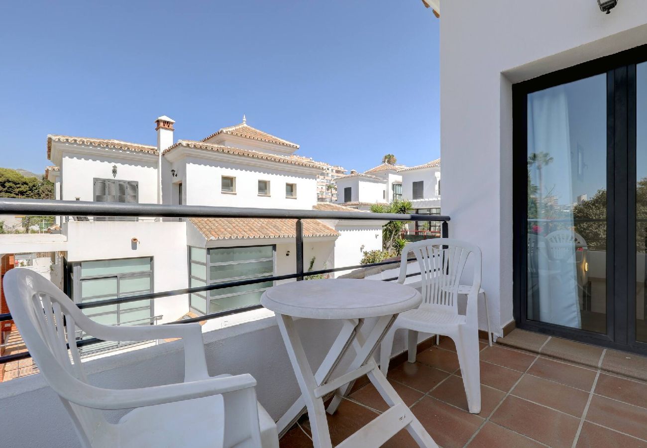 Villa in Benalmádena - Bright and Spacious Villa with Private Pool 