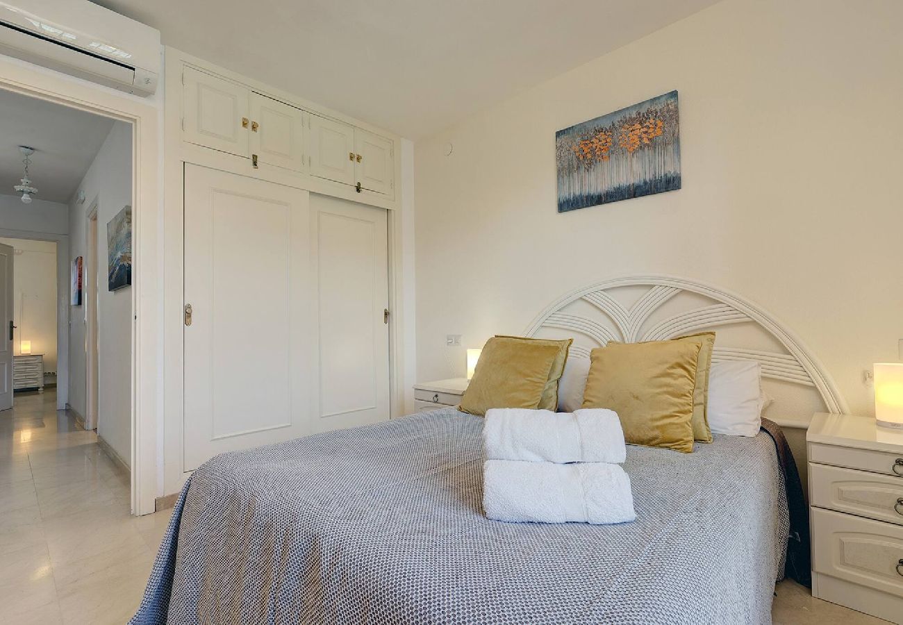 Townhouse in Mijas Costa - Classic 2 Bed Andalusian Townhouse 500m From Beach 