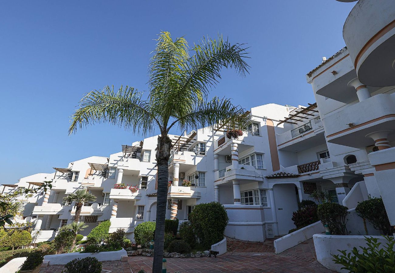 Apartment in Mijas Costa - Matchroom Golf Club 2 Bed Apt with Communal Pool
