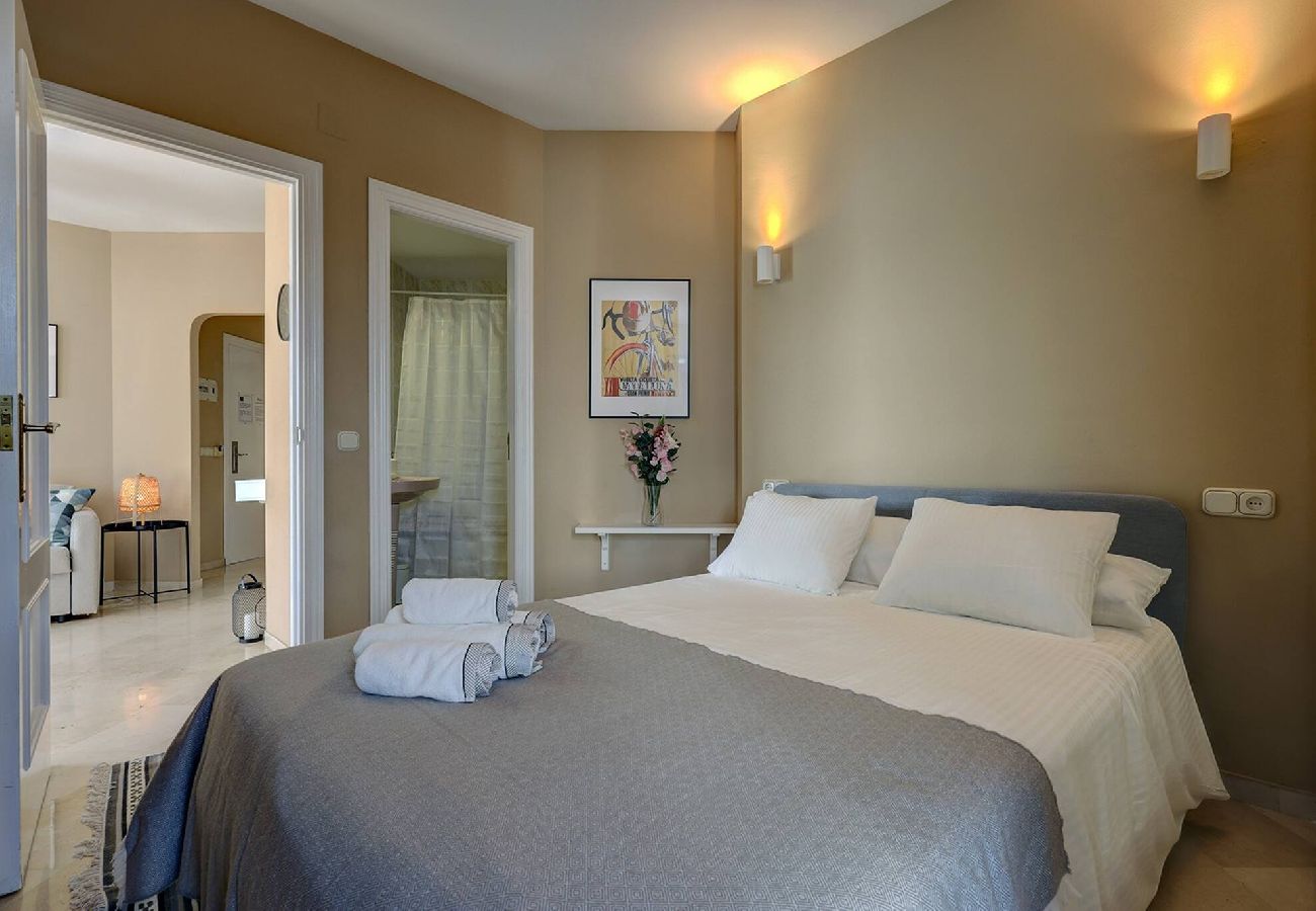 Apartment in Mijas Costa - Matchroom Golf Club 2 Bed Apt with Communal Pool