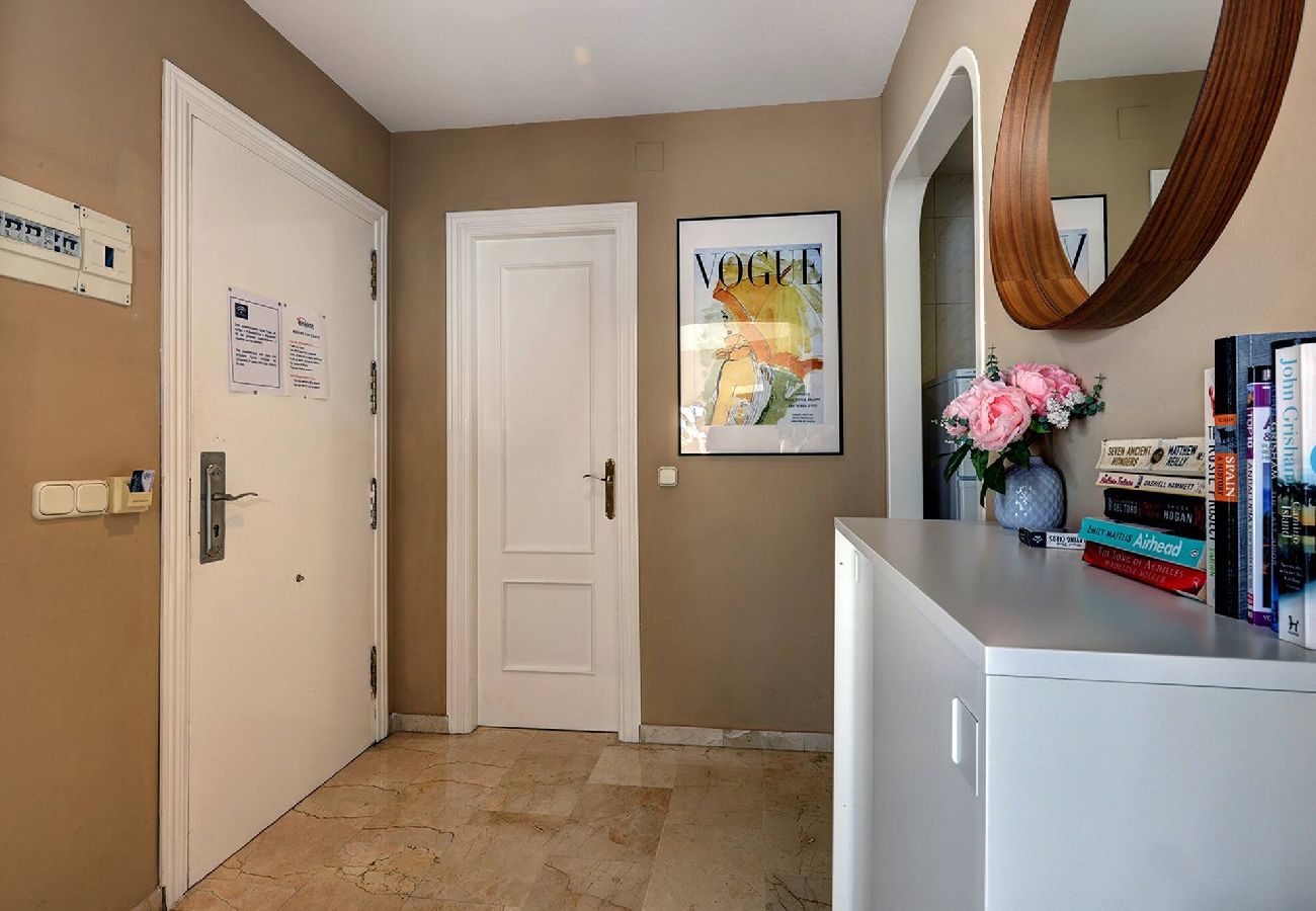 Apartment in Mijas Costa - Matchroom Golf Club 2 Bed Apt with Communal Pool