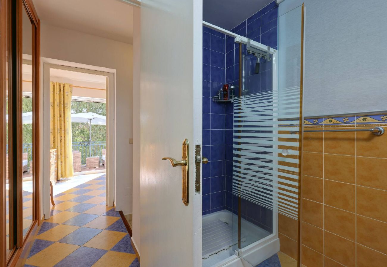 Villa in Fuengirola - Spacious 3 Bed Villa with Private Pool