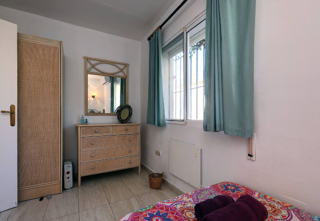 Villa in Fuengirola - Spacious 3 Bed Villa with Private Pool