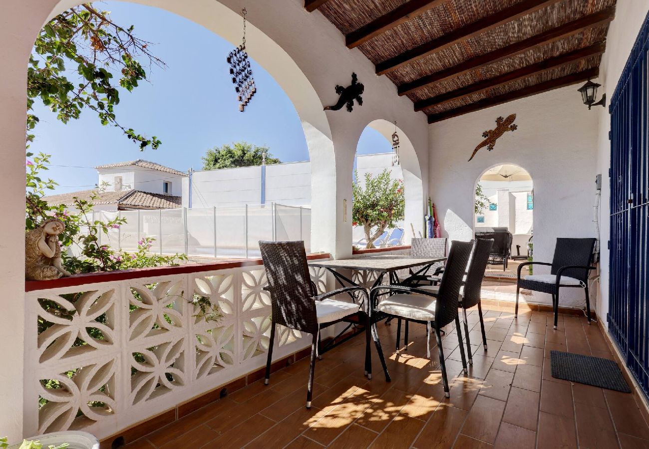 Villa in Fuengirola - Spacious 3 Bed Villa with Private Pool