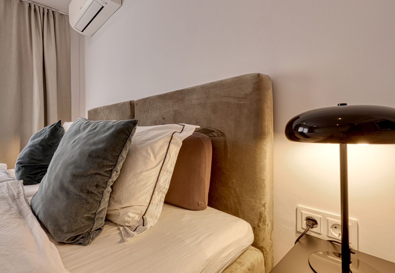 Apartment in Fuengirola - Stylish & Modern Fuengirola Apt, Near Beach 