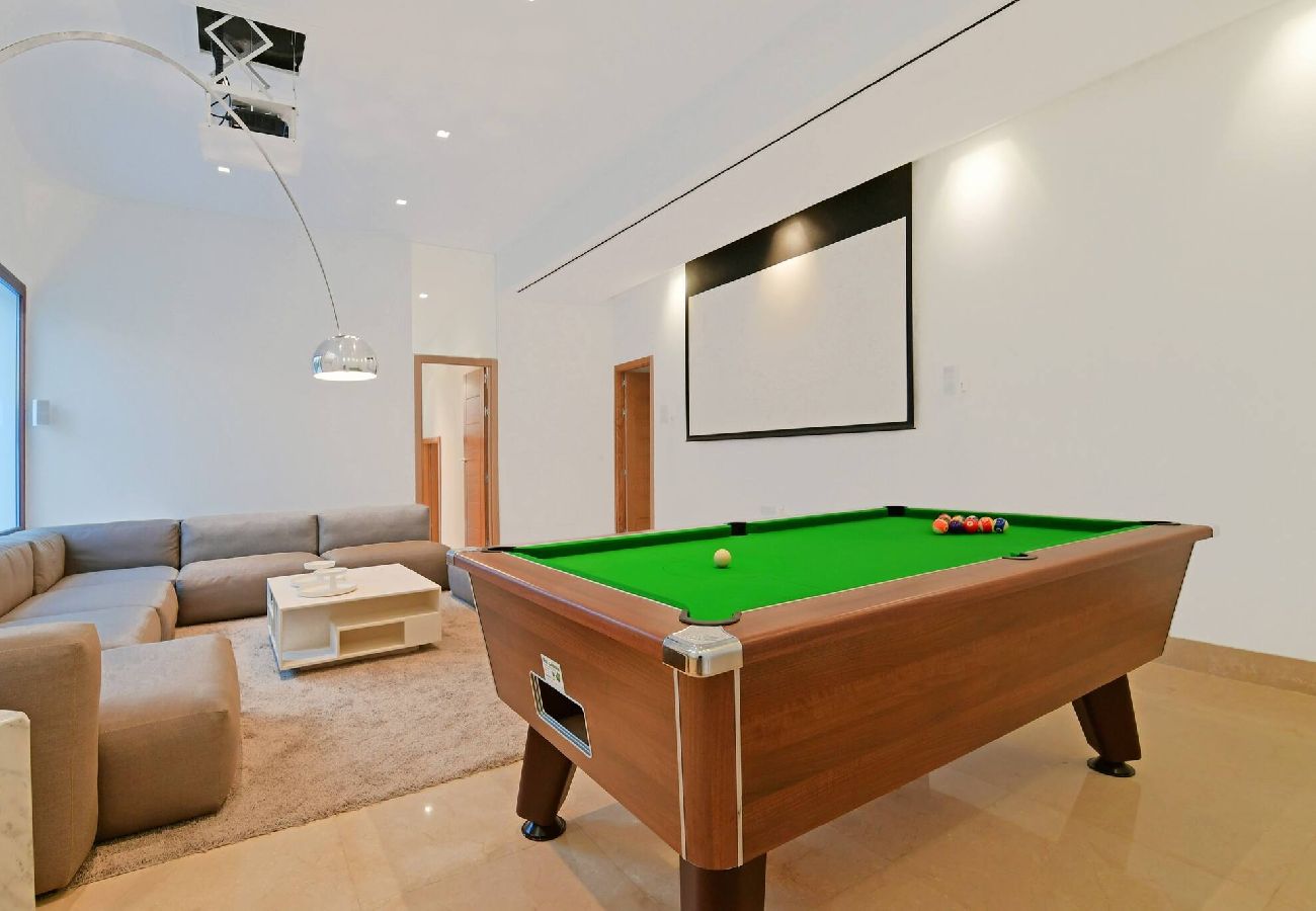 Villa in Marbella - Stunning Sea Views Marbella Villa, Private Pool and Jacuzzi 