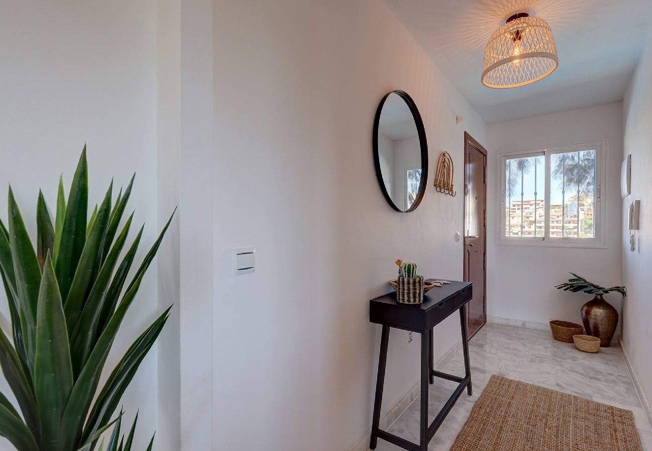 Apartment in Mijas Costa - Welcoming 2 Bed Apartment Views of Miraflores Golf 