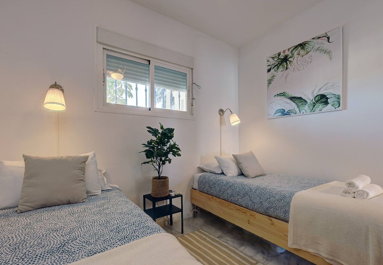 Apartment in Mijas Costa - Welcoming 2 Bed Apartment Views of Miraflores Golf 